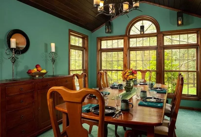 Aamiaismajoitus (B&B) Paddler S Lane Retreat