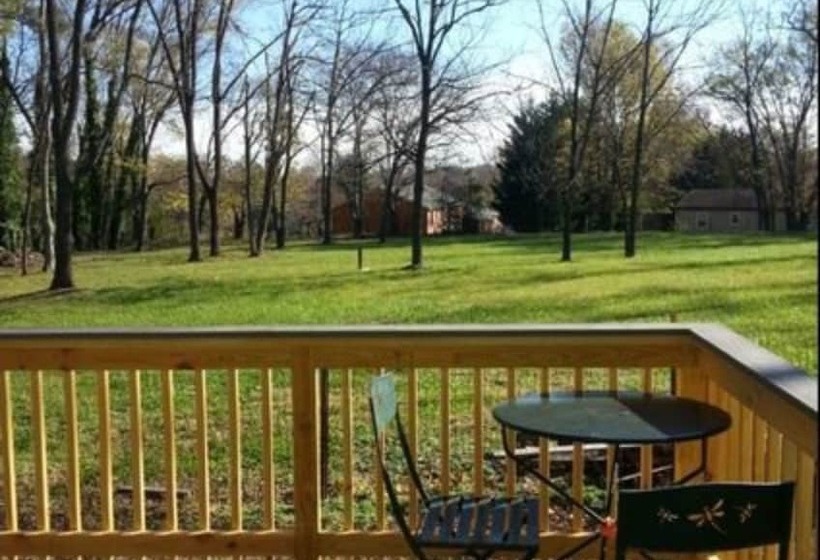 민박 The Boxley Place Inn