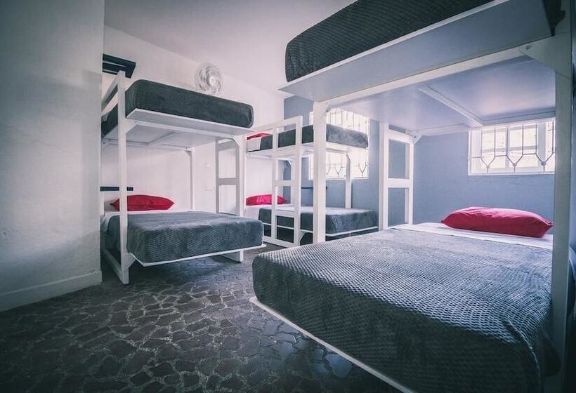 Hostel Macondo Guest House Medellin