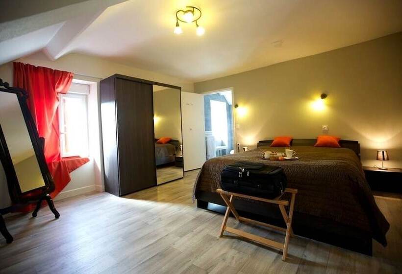 فندق Logis Hôtel Le Petit Breuil