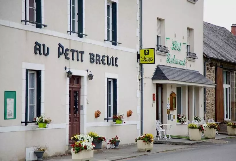 ホテル Logis Hôtel Le Petit Breuil