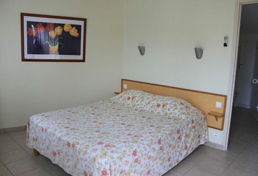 Hotelli Logis Hôtel Le Clos Du Vigneron