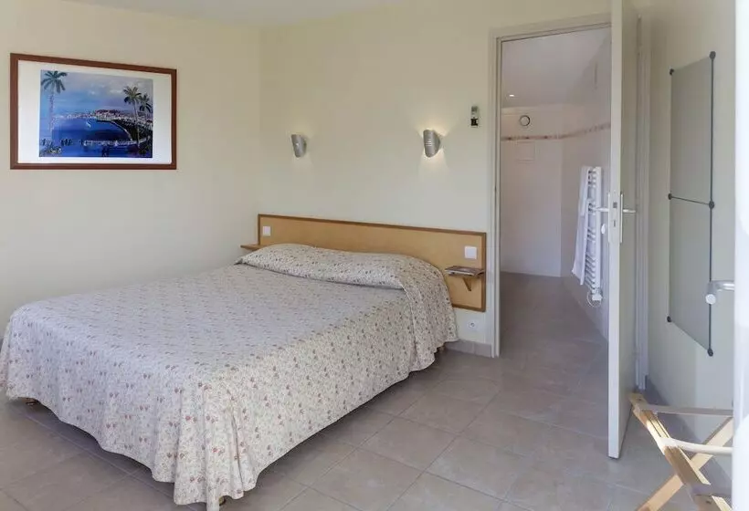 ホテル Logis Hôtel Le Clos Du Vigneron