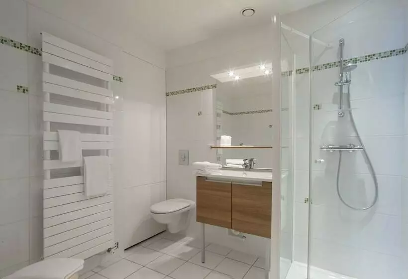 ホテル Logis Hôtel Le Clos Du Vigneron