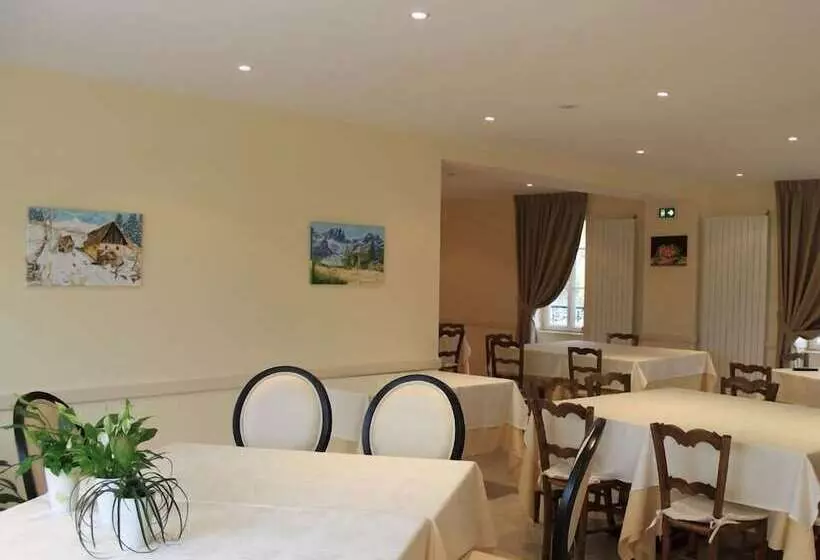 ホテル Logis Hôtel Le Clos Du Vigneron