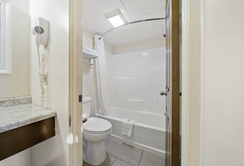 فندق Park Drive Inn