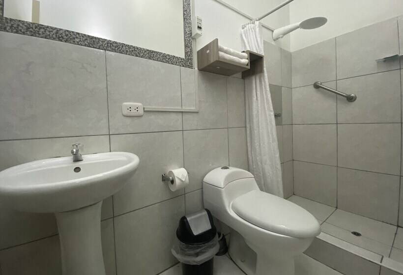 فندق Puerto Azul Tarapoto