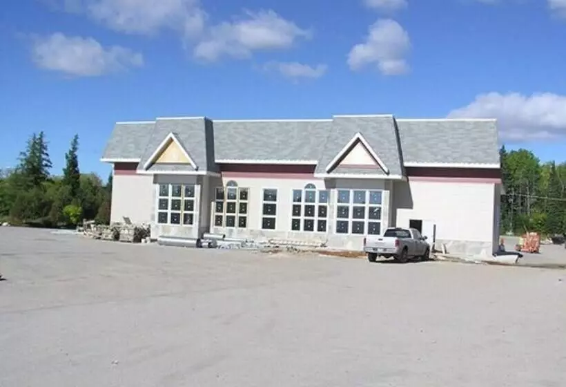 Hotelli Sunset Inn And Suites