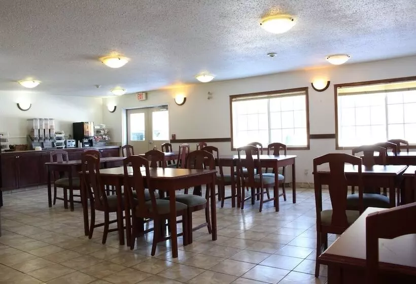 Hotelli Sunset Inn And Suites