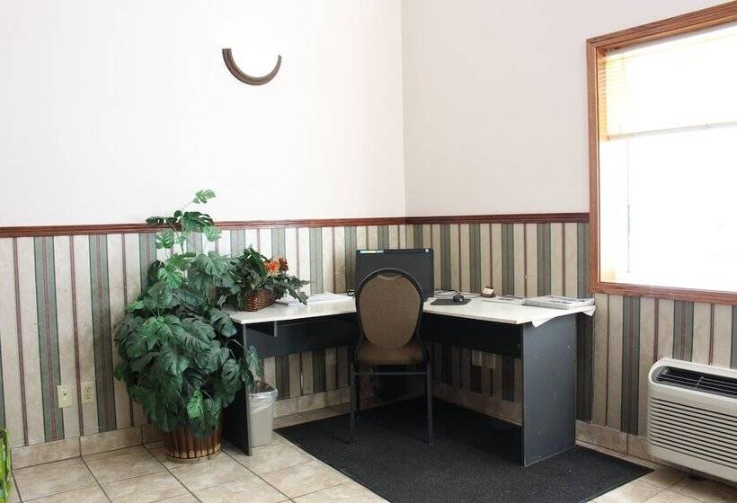 فندق Sunset Inn And Suites