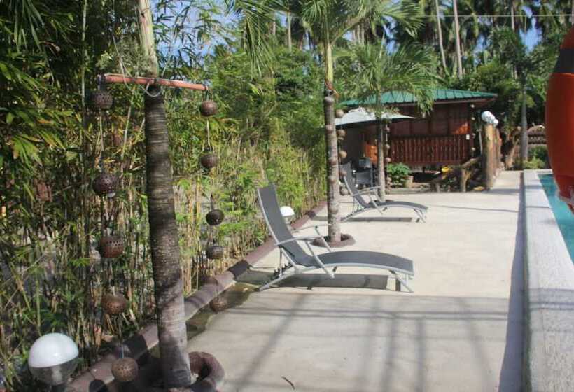 Отель Villa Del Rosario Resort