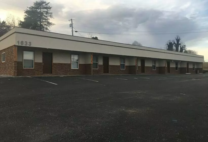 Motelli Anchor Inn & Suites