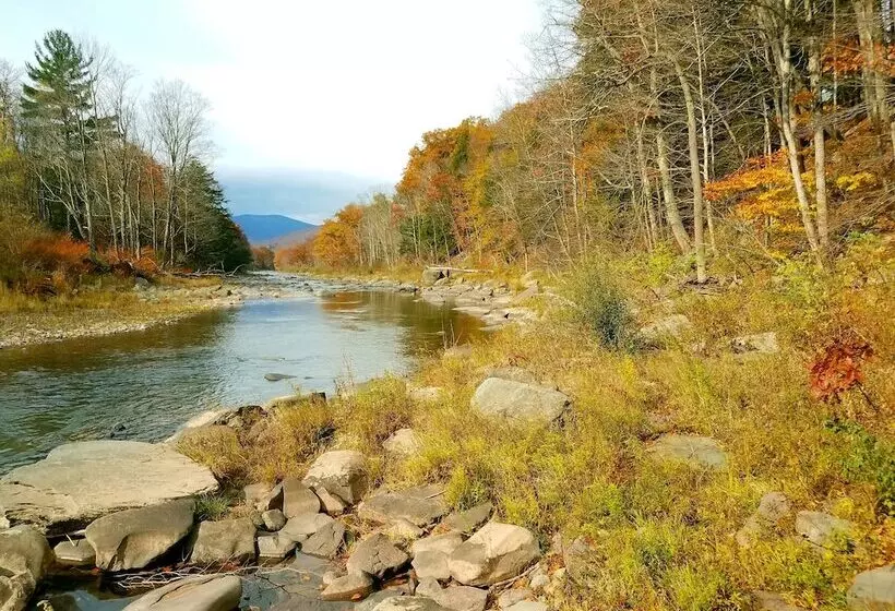 Motelli Black Bear Lodge