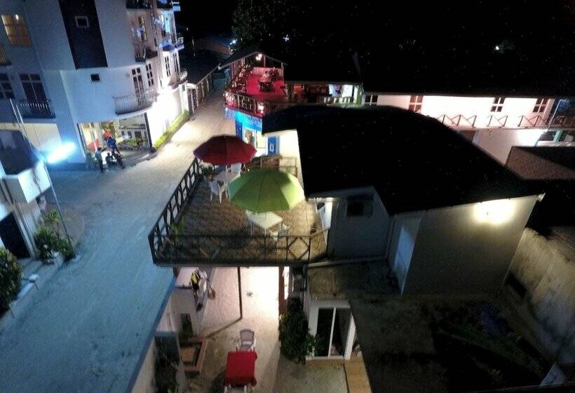 پانسیون Crystalline Residence At Rasdhoo Island