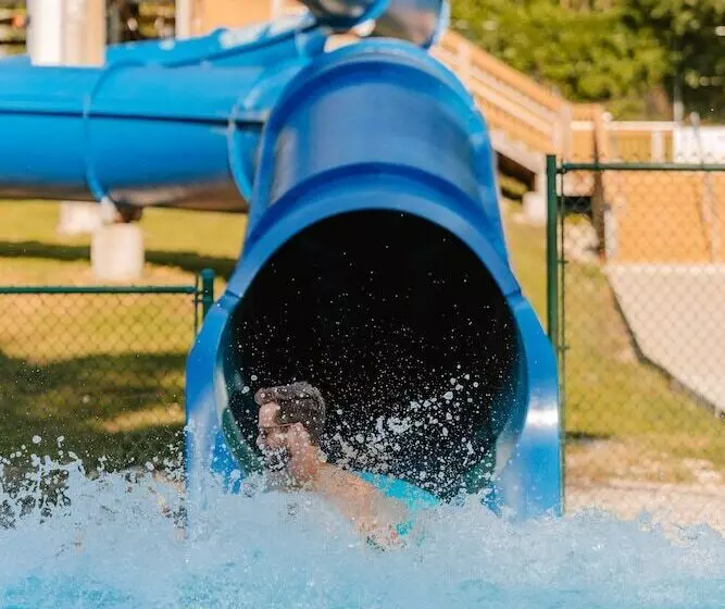 Lomakeskus Sun Outdoors Lake Rudolph