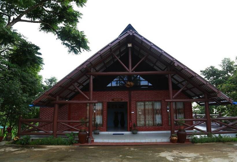 The Floral Breeze Hotel Mt.victoria