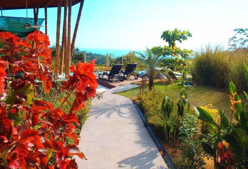 تختخواب و صبحانه Eden Tica Lodge