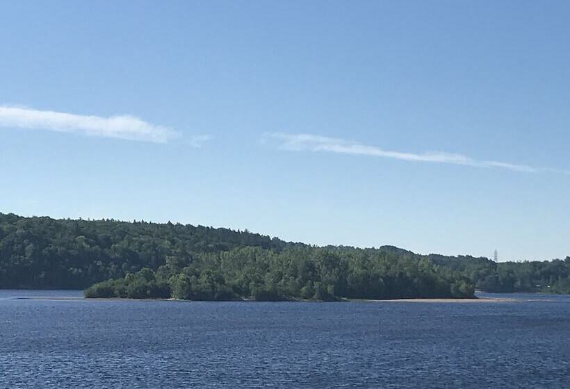 Gîte Domaine De La Baie B&b