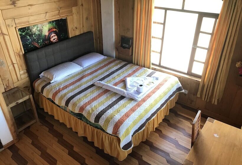 Hostal Chukirawa Hostel