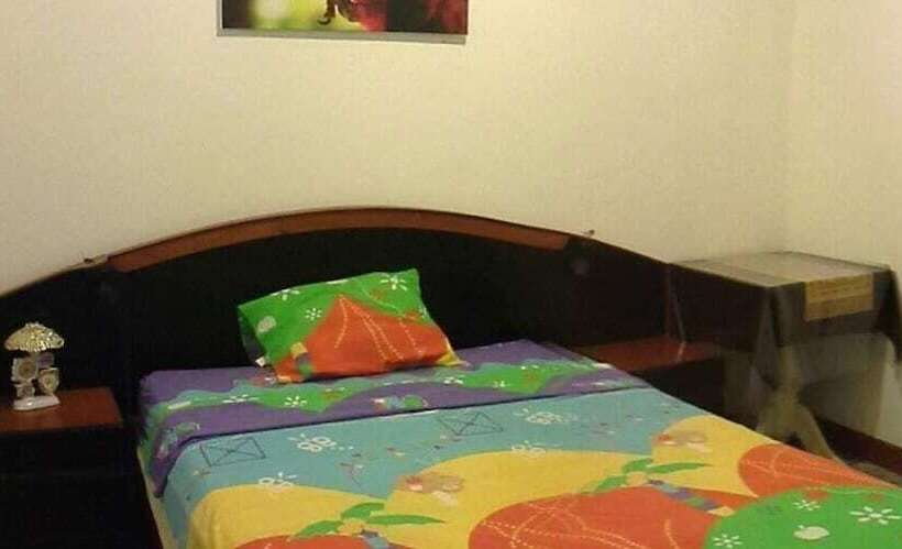 여관 Hospedaje Aziyadé