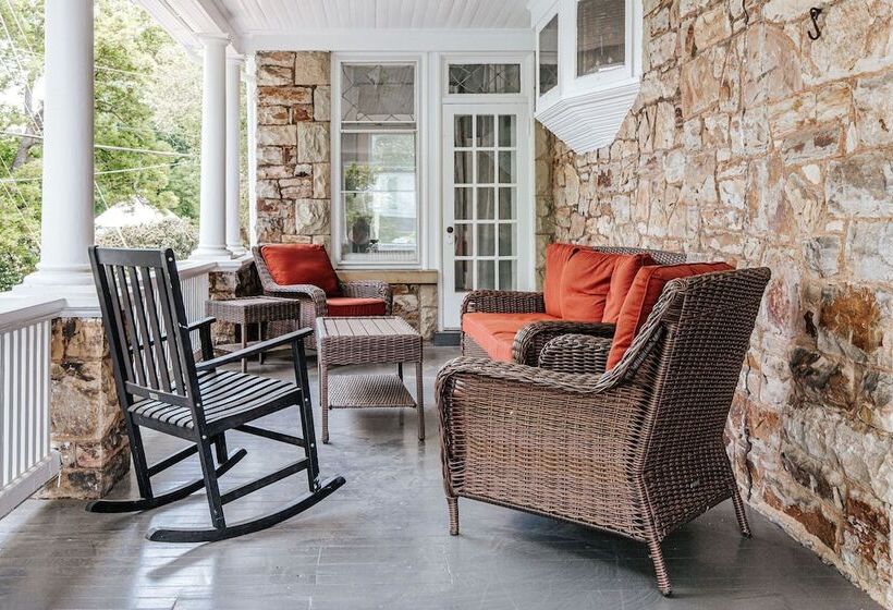 여관 The Historic Berkeley Place