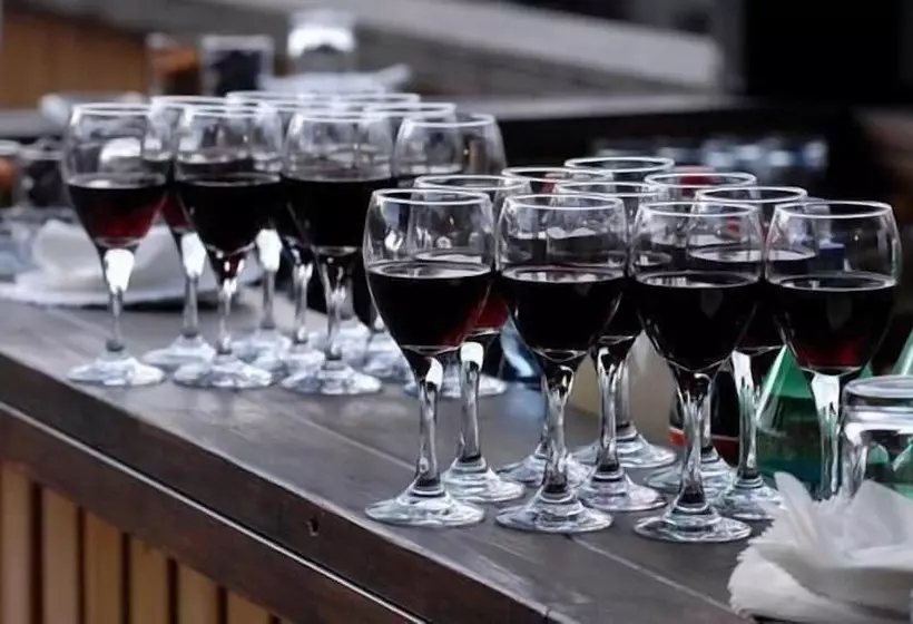 Hotelli Ashcroft River Inn