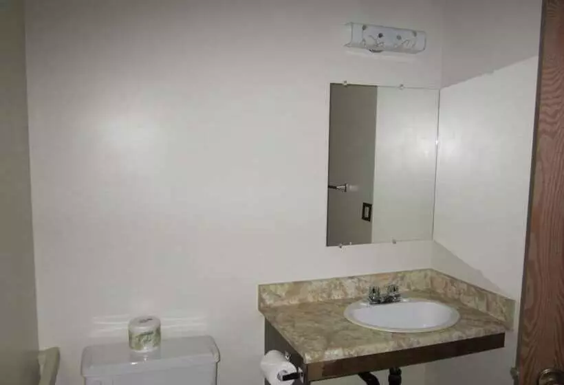 Hotelli Ashcroft River Inn