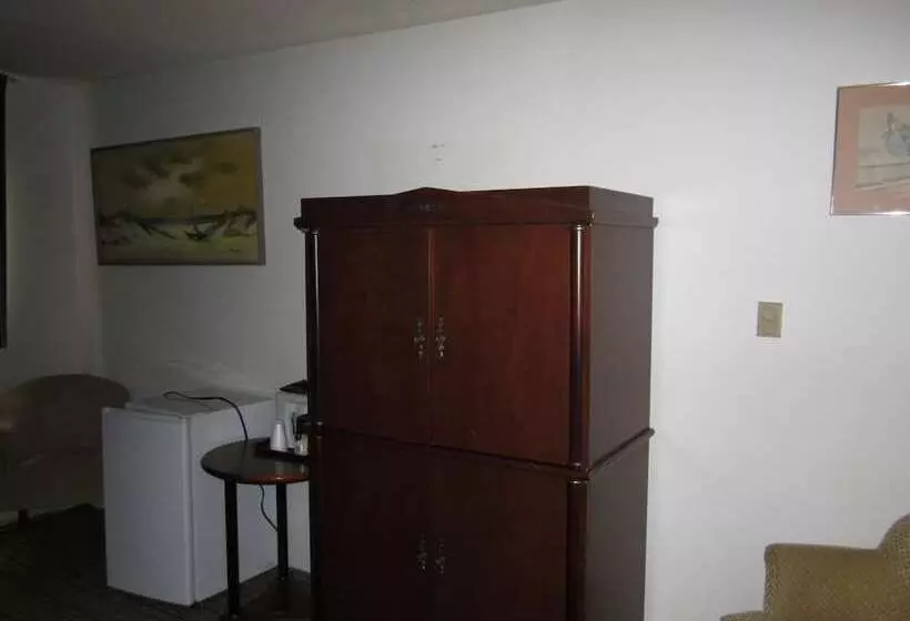 Hotelli Ashcroft River Inn