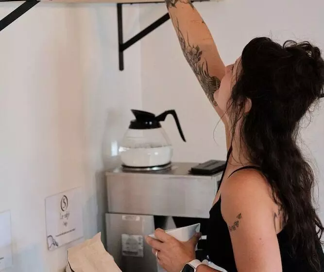 Hotelli Auberge Du Dimanche