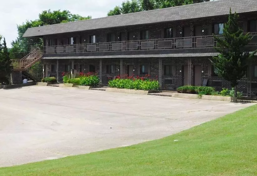 Hotelli Cedar Glade Resort