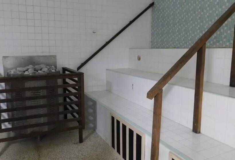 Hotelli Cedar Glade Resort