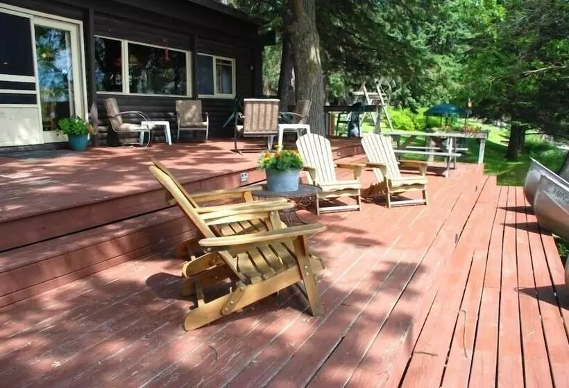 Hotelli Crow Wing Crest Resort