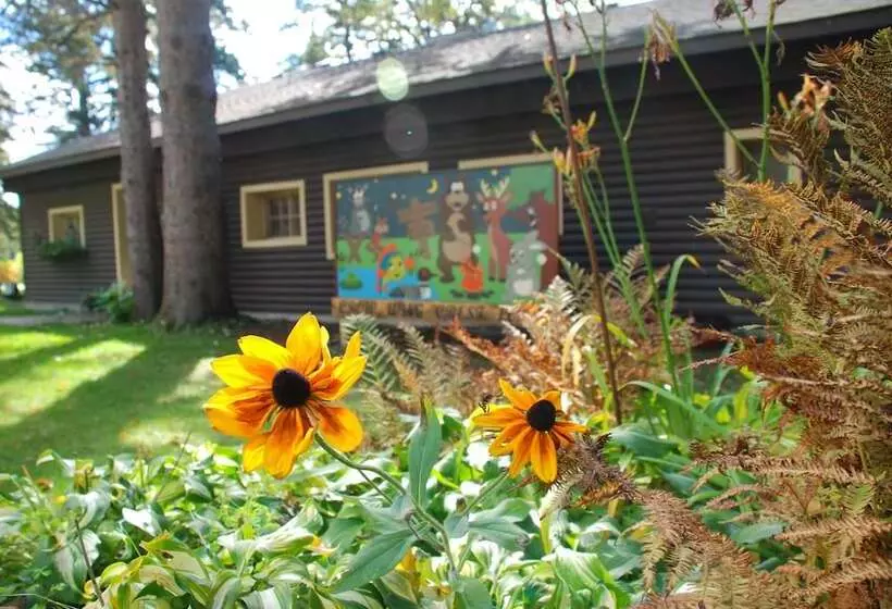 Hotelli Crow Wing Crest Resort