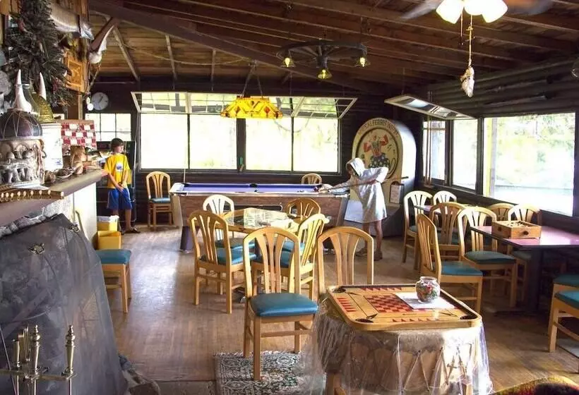 Hotelli Crow Wing Crest Resort