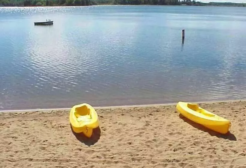 Hotelli Crow Wing Crest Resort