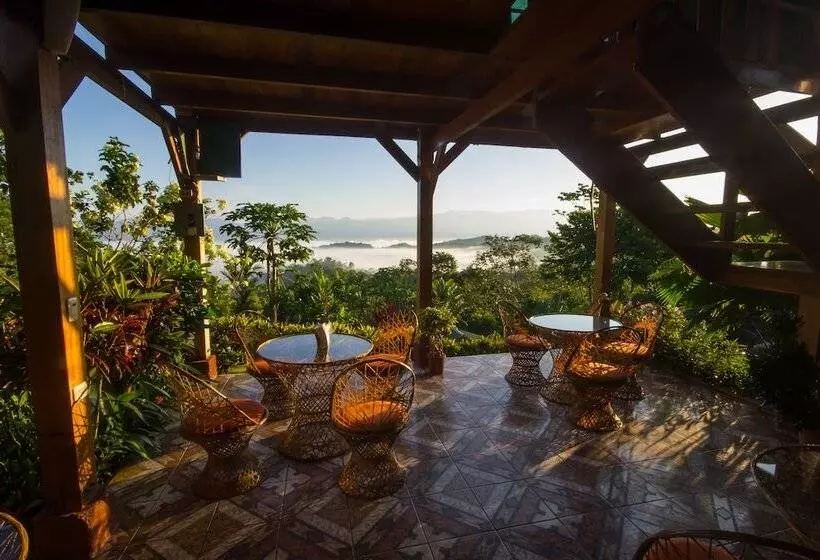ホテル El Mirador Osa