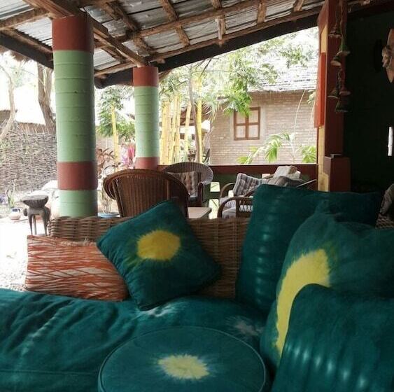 هتل Evergreen Retreat