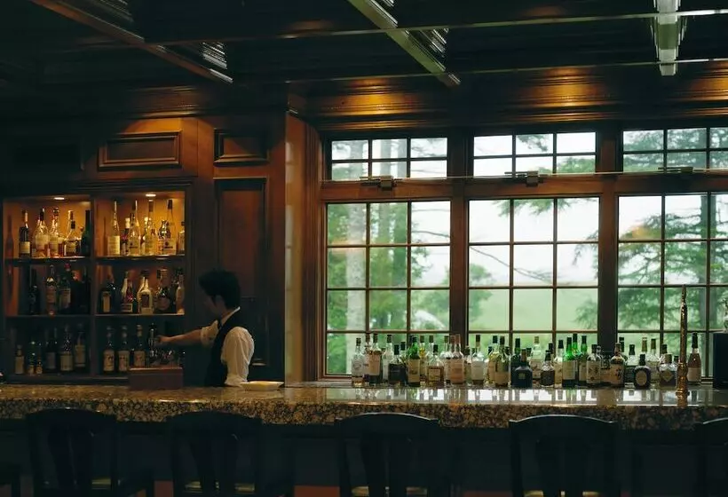 ホテル Hazel Grouse Manor