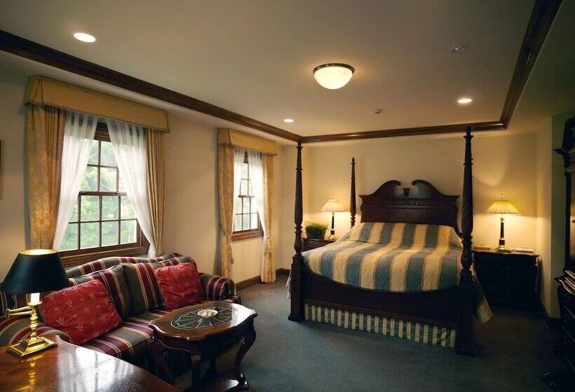 Hotel Hazel Grouse Manor