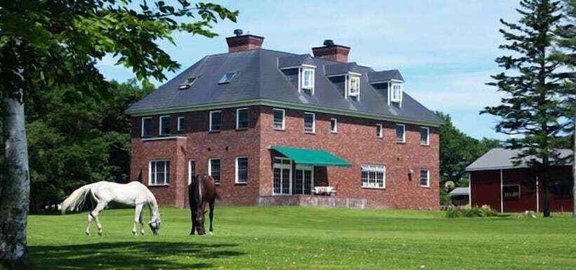 Hotel Hazel Grouse Manor