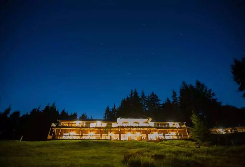 Hotelli Kagoagh Resort And Fishing Lodge