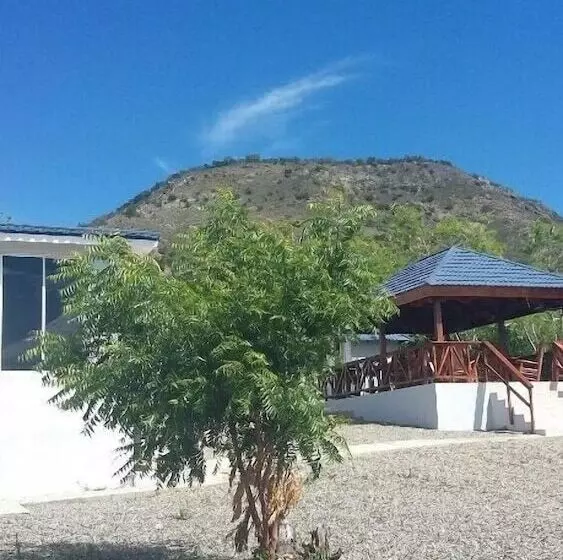 هتل Montecristi Ocean View