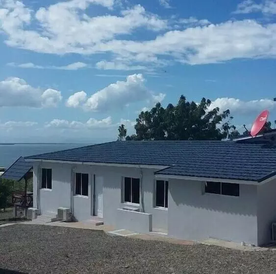 هتل Montecristi Ocean View