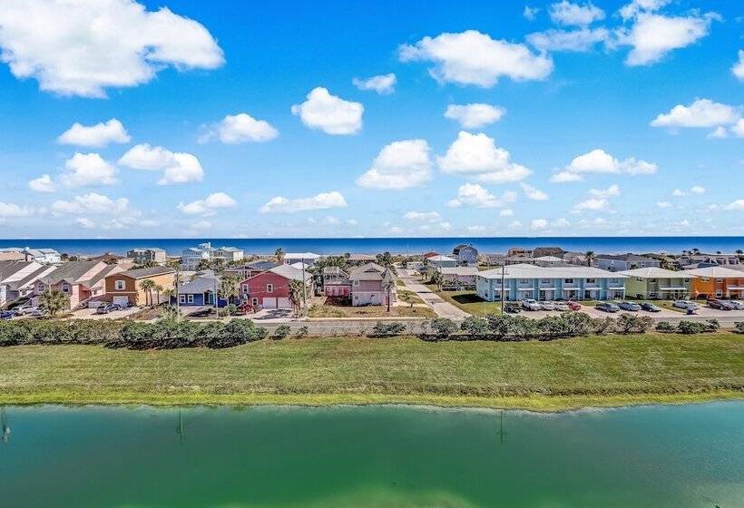 Hotel Ocean View From Arcane Condo By Redawning