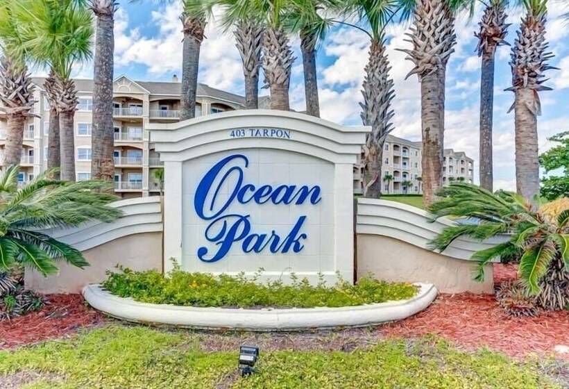 Hotel Ocean View From Arcane Condo By Redawning