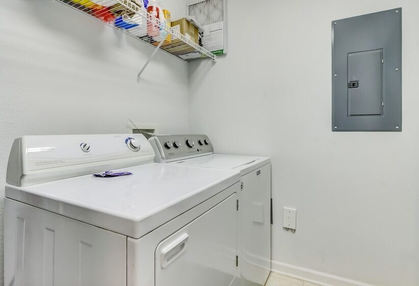 Hotel Ocean View From Arcane Condo By Redawning