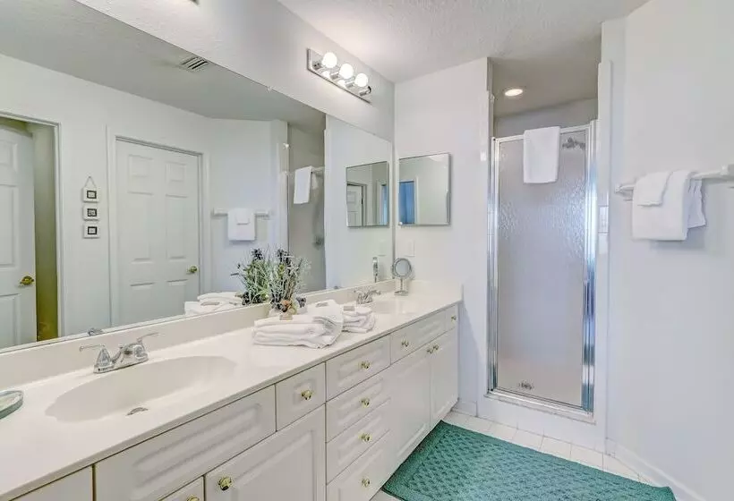 Hotelli Ocean View From Arcane Condo By Redawning