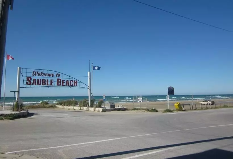 Hotelli Sauble River Marina And Lodge Resort