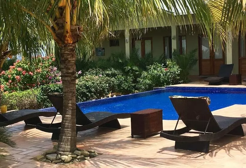 Hotelli Soma Surf Resort