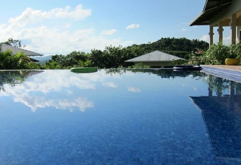 هتل Soma Surf Resort